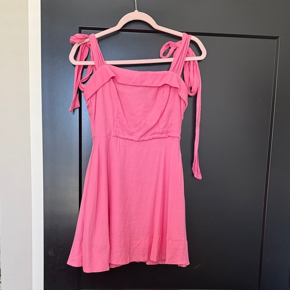 Dresses & Skirts - Pink Sleeveless Dress with Tie Straps